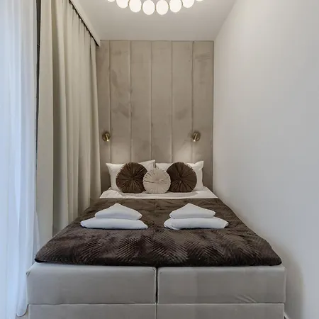 Igielna Prestige M1 * Βρότσλαβ